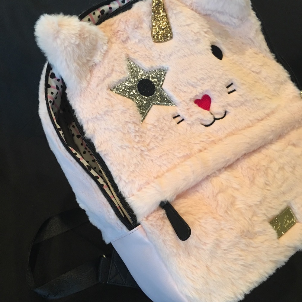 SOLD. Betsey Johnson NWT Cat Plush Backpack - Picture 6 of 8